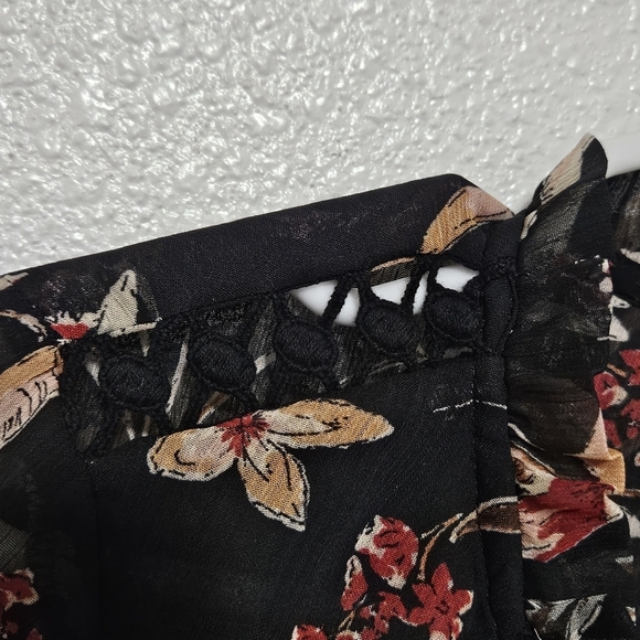 Anthropologie Maeve floral satin like feeling size sp - Picture 5 of 14